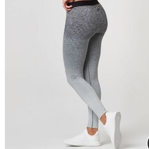 Ombré seamless leggings. New without tags.